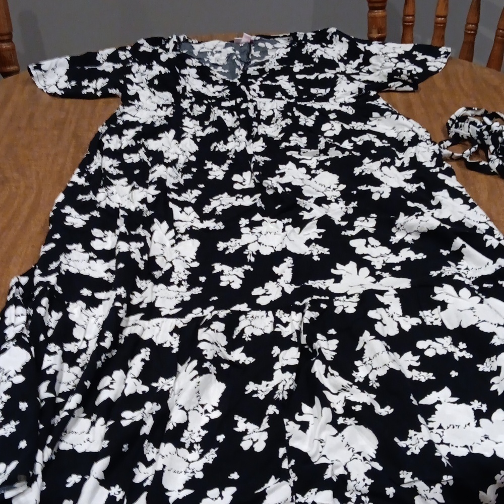 Isabel maternity dress size XXL